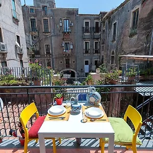 https://vulcano-apartment.sicilyhotelsitaly.net